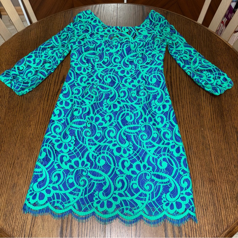 Lilly Pulitzer Size 0 Blue Green Sheath Dress Embroidred Lace Overlay KneeLength